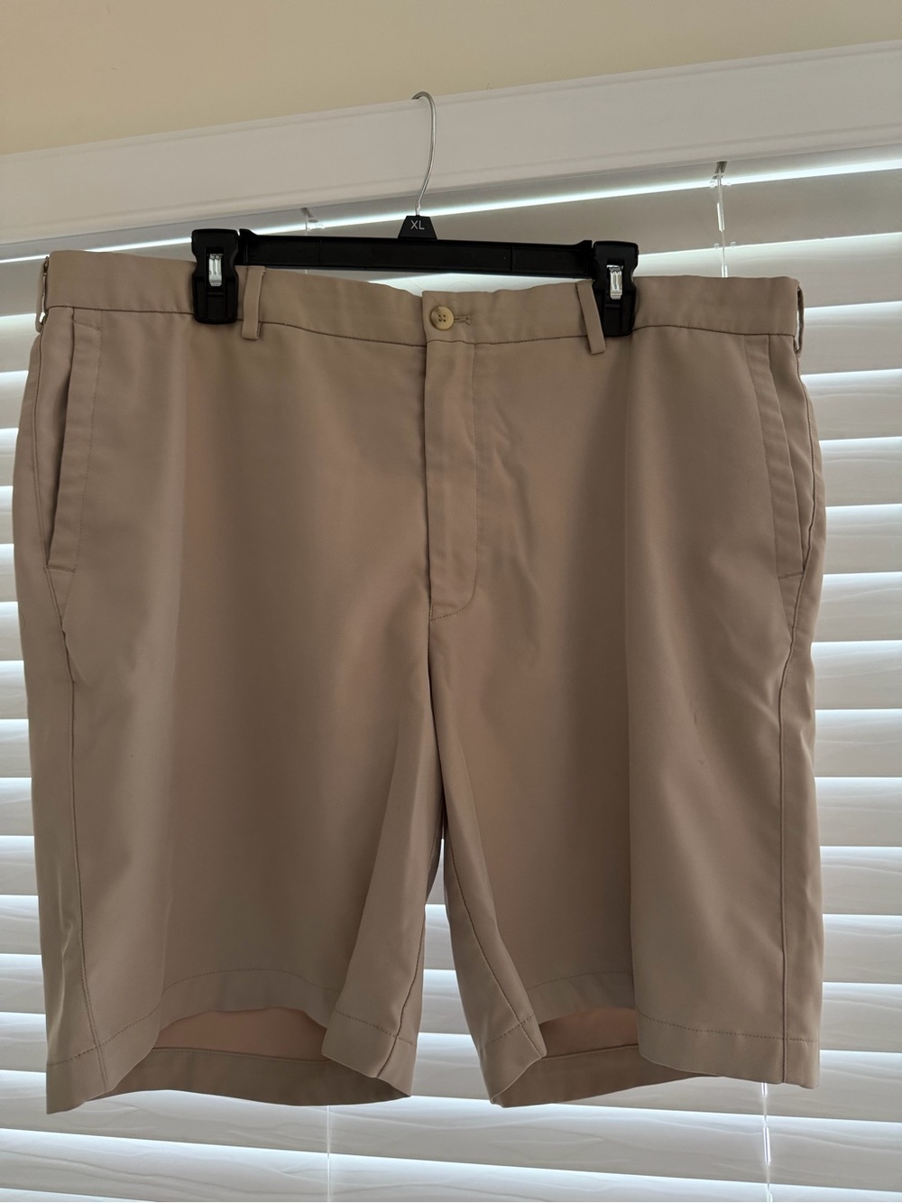 Peter Millar khaki Shorts